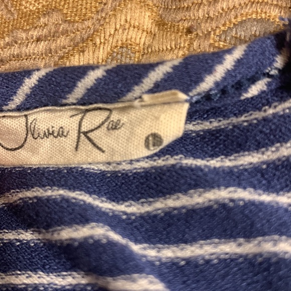 Olivia Rae denim blue and white t-strap dress. - Picture 4 of 4